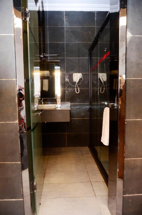 Ivy Hotel Emerald Икея Экстерьер фото